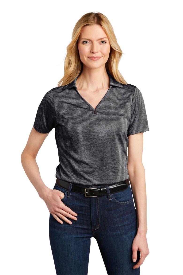 LK585_deepblack_model_front.jpg
