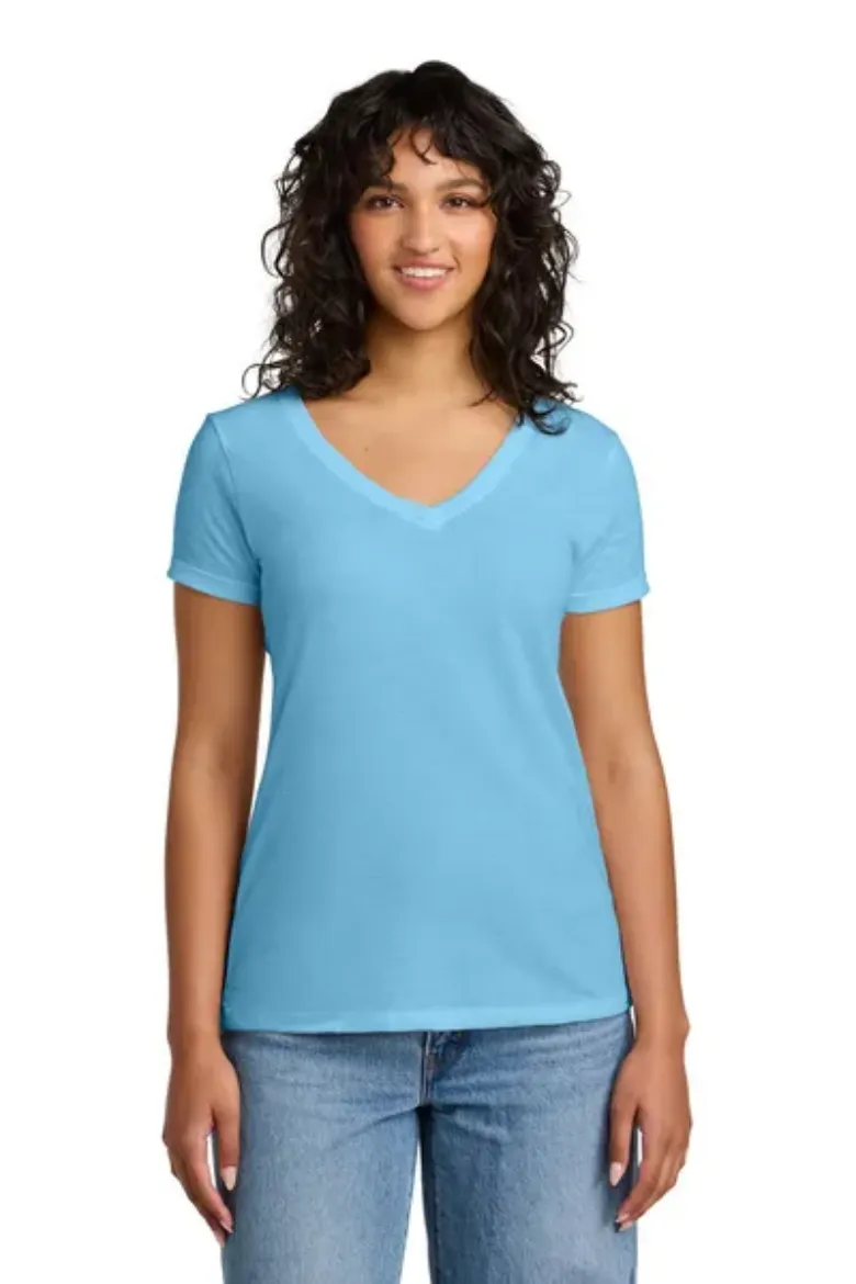 NL1540_cancun_model_front.jpg